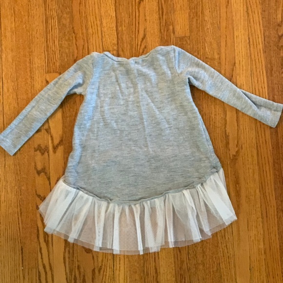Ruffle sweater / sweatshirt - Picture 2 of 3